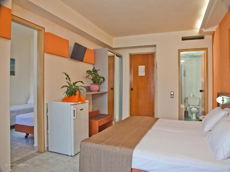 Miramare Bay Hotel Karpathos Esterno foto